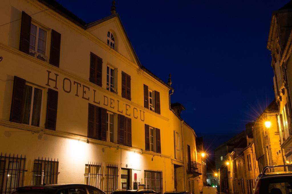 Hotel L' Ecu Montbard Ngoại thất bức ảnh