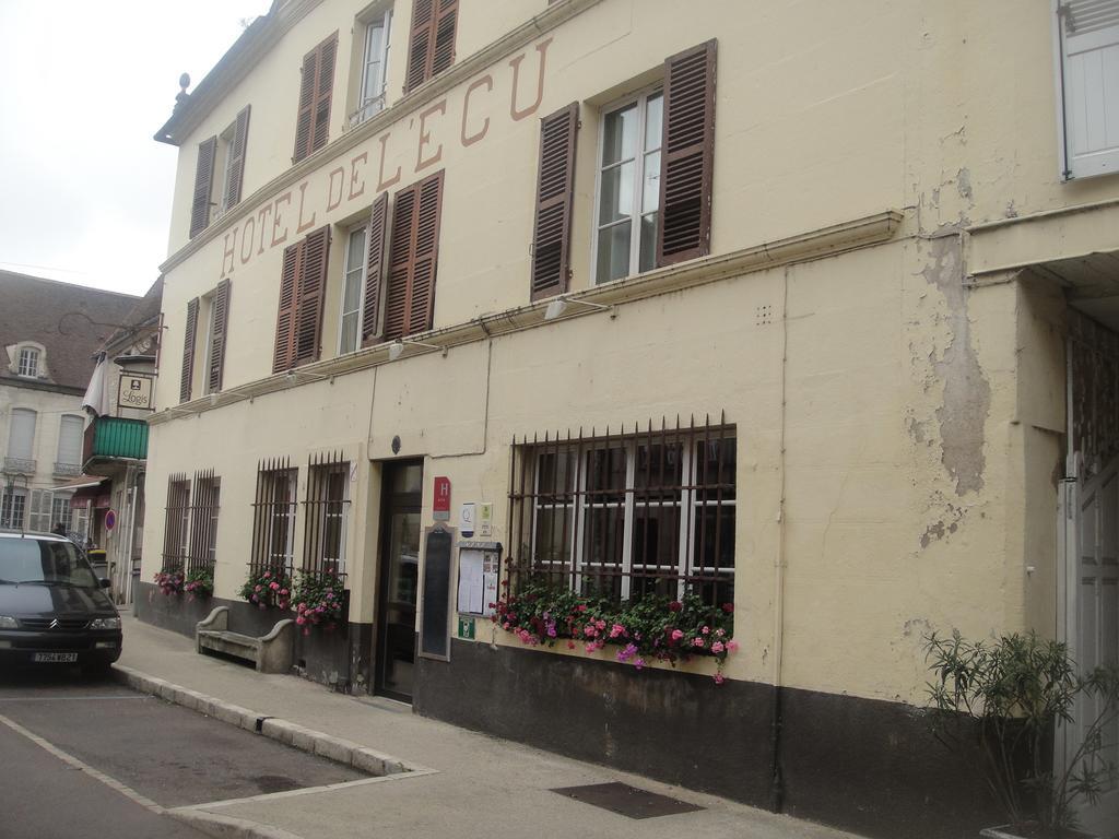 Hotel L' Ecu Montbard Phòng bức ảnh