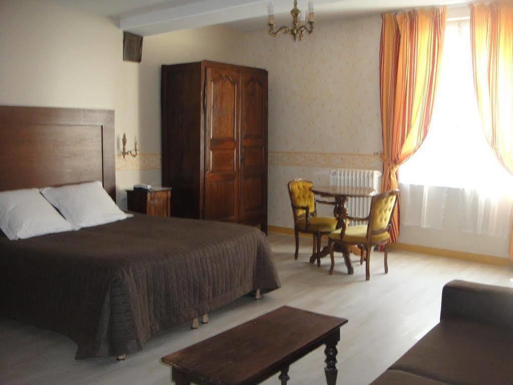 Hotel L' Ecu Montbard Ngoại thất bức ảnh
